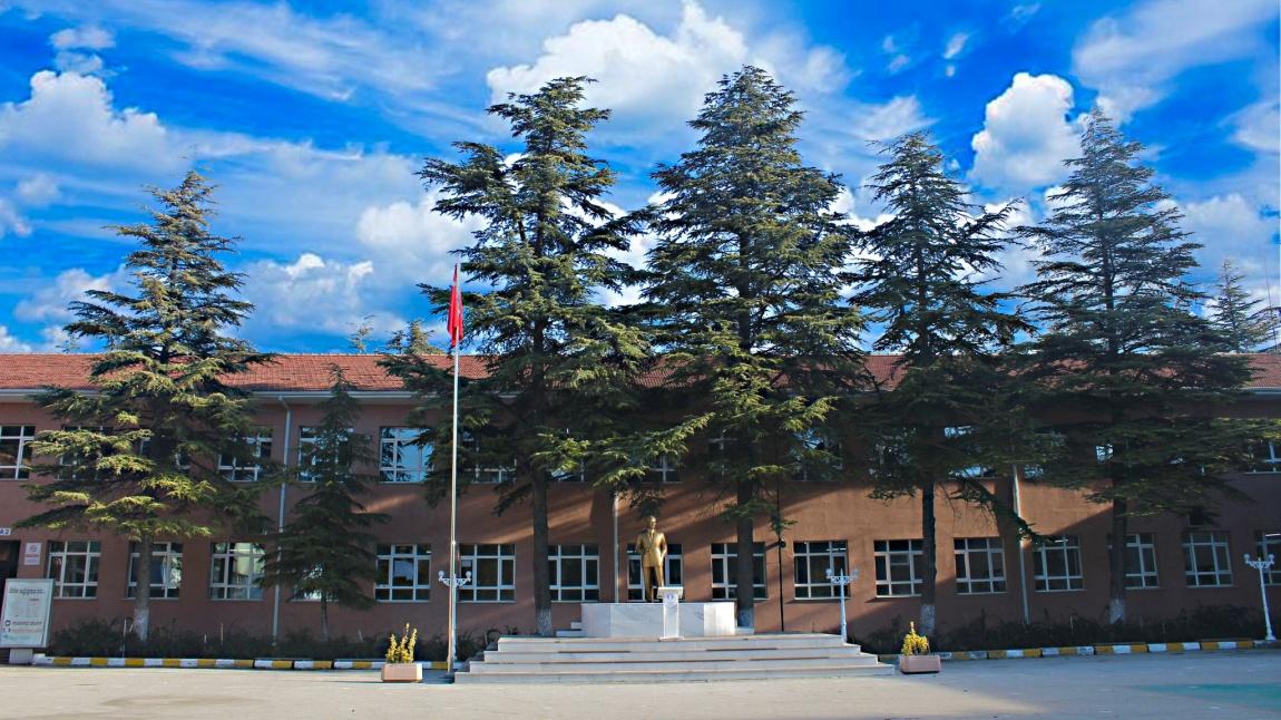 Atatürk Mesleki ve Teknik Anadolu Lisesi Fotoğrafı